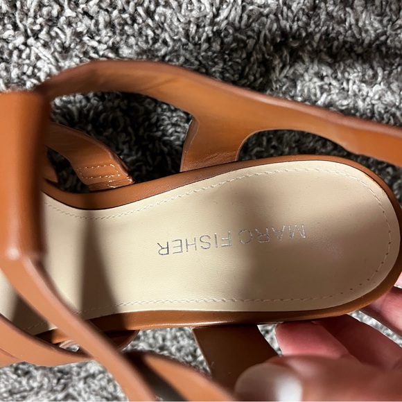 Marc Fisher Women's Fynlee Heeled Sandal Womens Size 7.5 Brown Square Toe - Picture 8 of 9